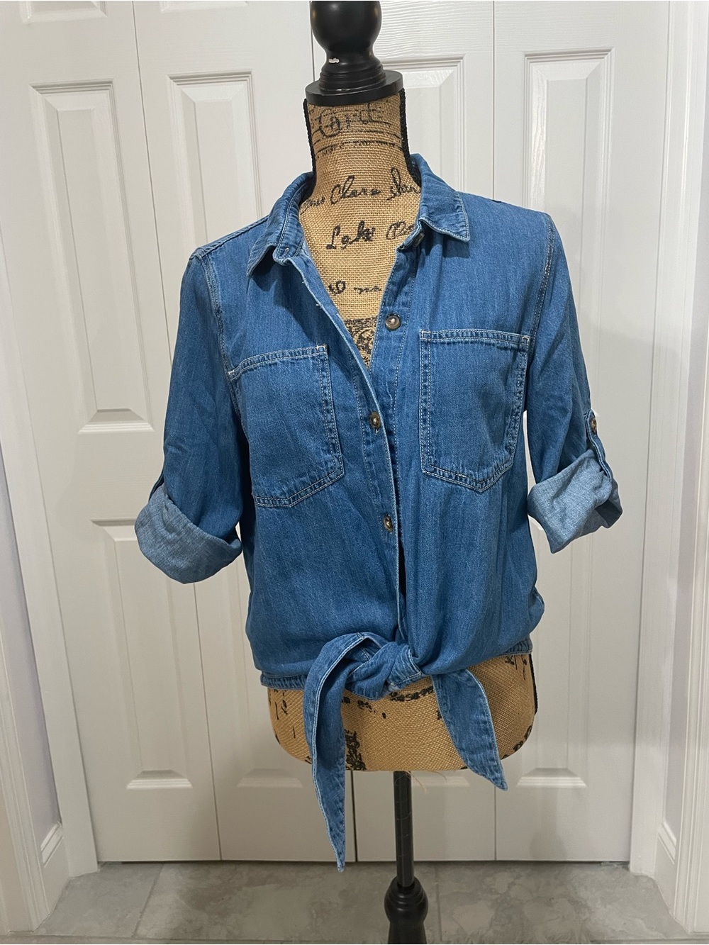 BCBGMaxAzria Blue Denim Tie-Front Button-Down Shirt